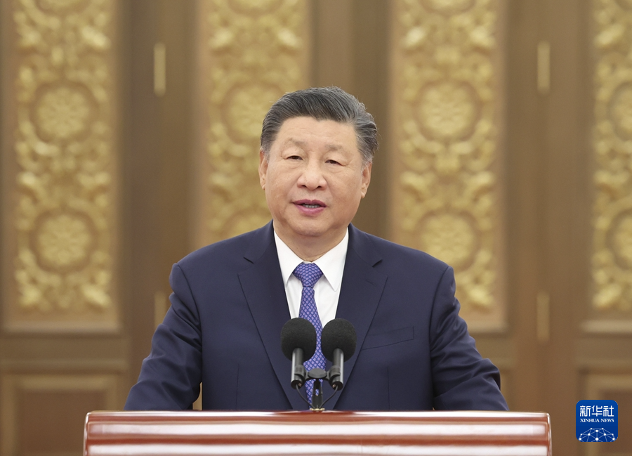 習近平在接見探月工程嫦娥六號任務參研參試人員代表時發表重要講話強調 再接再厲乘勢而上 加快建設航天強國